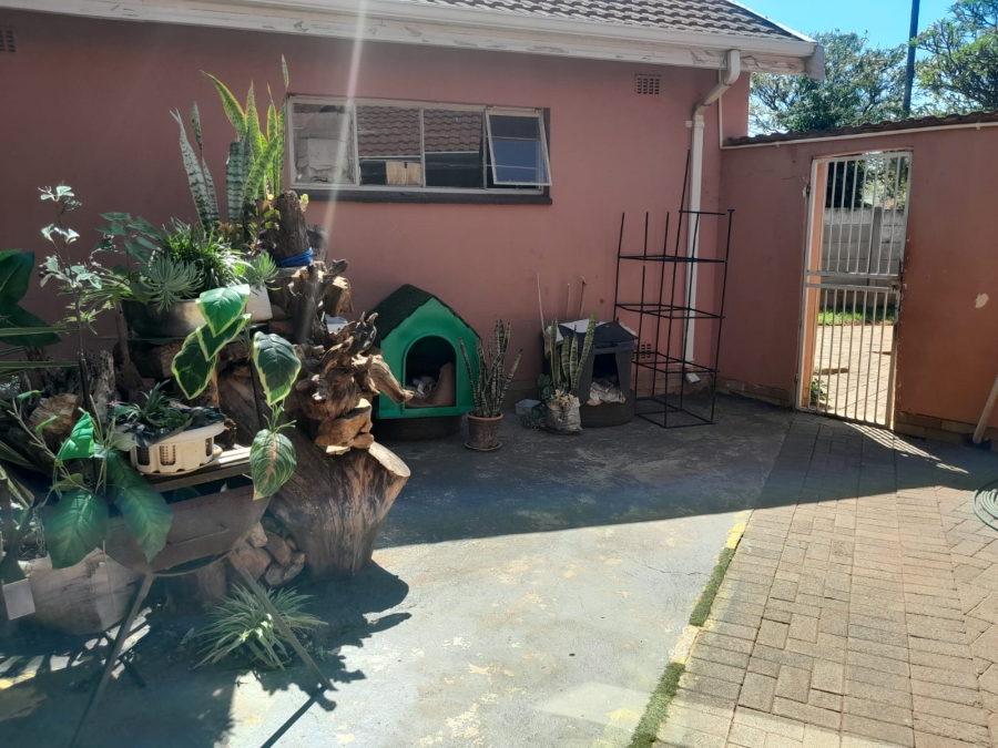 3 Bedroom Property for Sale in Protea Park North West